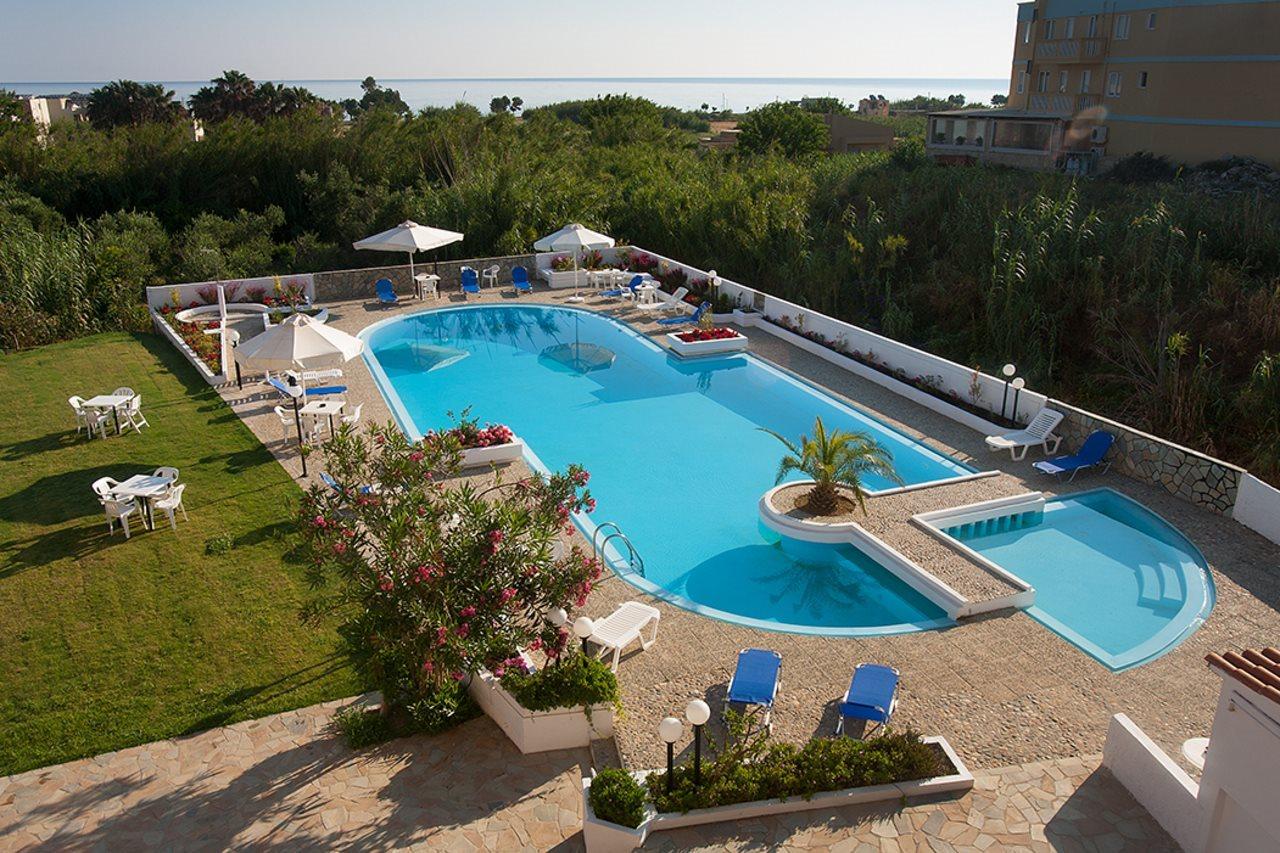 Albatros Hotel Maleme Exterior foto